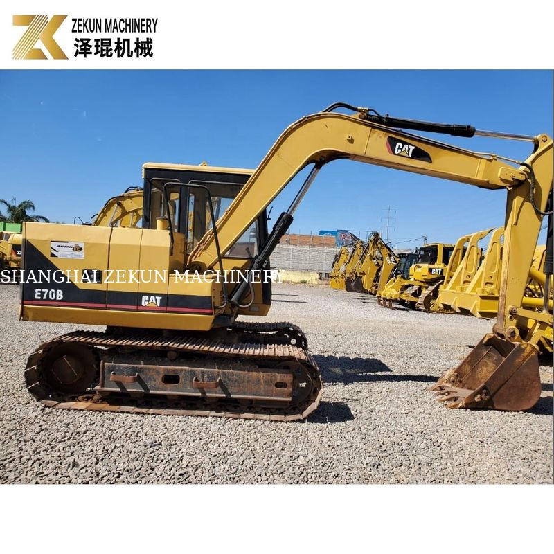 日本製 CAT E70B エグババター ハイドロリックポンプ 最終ドライブ 上海で