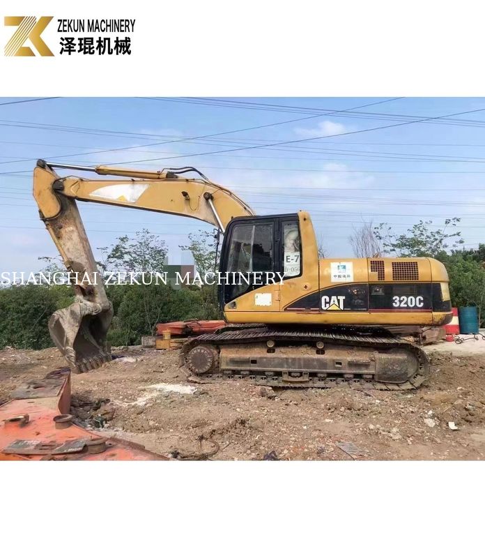 使用済み CAT 320C 掘削機 320 作業時間 4001-6000 バケツ容量 0.8m3