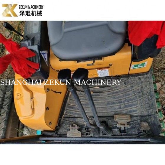 1.5 トン 原装液圧ポンプ ミニディーゼル掘削機 建設用ゴムレール