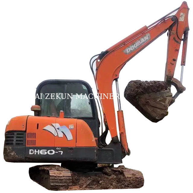 2010 EX60 中古 ミニ掘削機 38.1kw オリジナル液圧バルブ