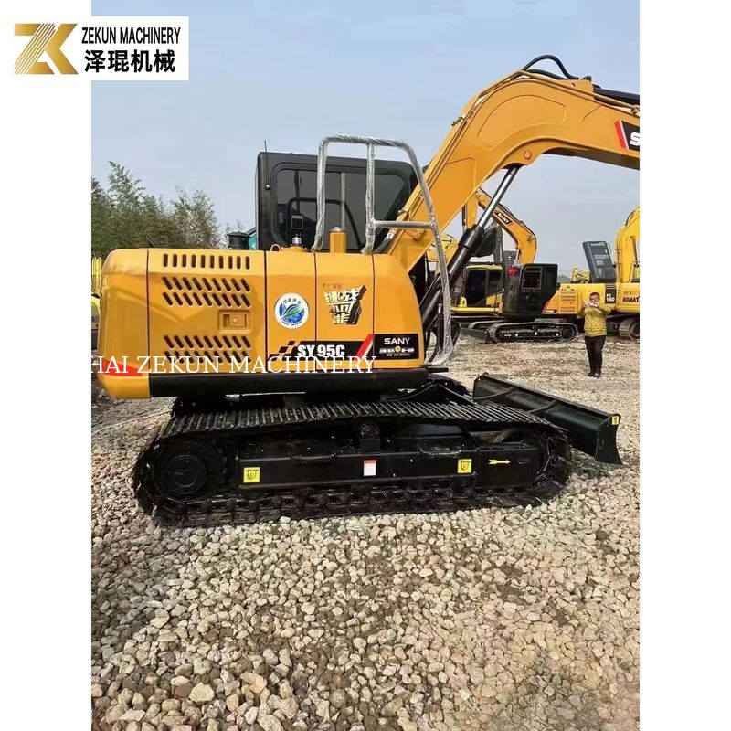 60.7KW Sany SY95 掘削機 9トンの中古掘削機 クボタ V3800DI-T-E3B エンジン