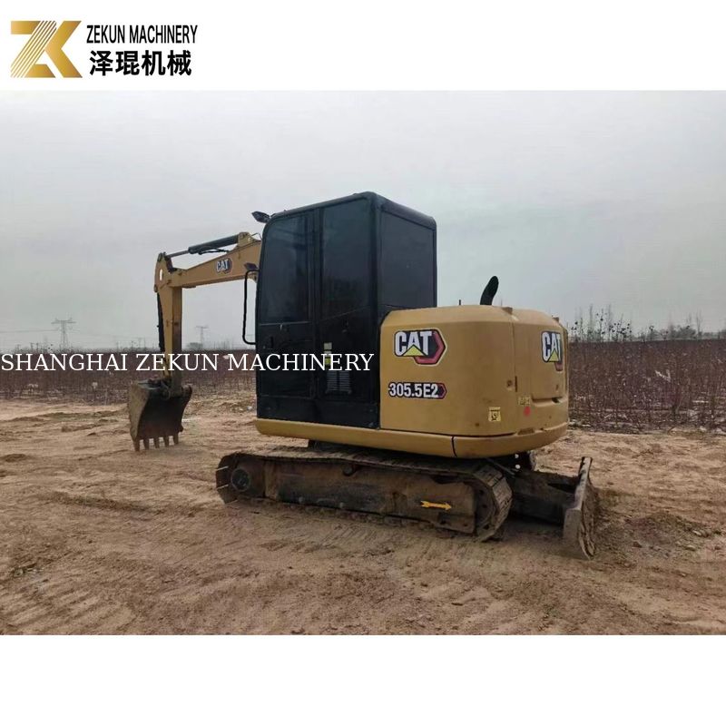 CAT 305.5E2 キャタピラー製 液体指で 5.5 トン重のクローラー掘削機