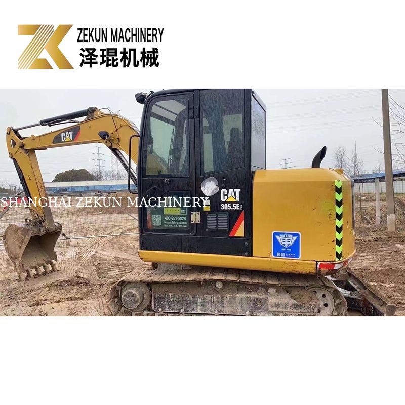 中古 CAT 305.5E2 ミニ掘削機 追跡 305.5 5380 KG 機械重量 32KW 電力