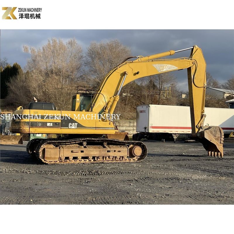 日本製 CAT330BL古着掘削機 4001~6000時間稼働し,競争力がある