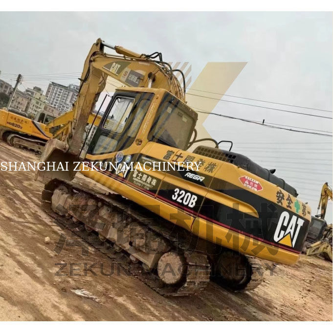 Cat 320 中古 クローラー掘削機 オリジナルパーツとトラックチェーン 2015年