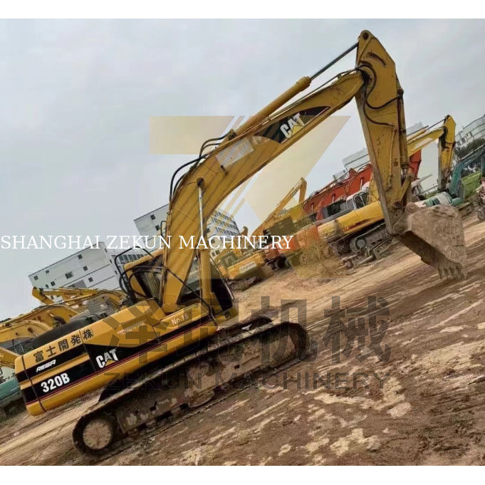 Cat 320 中古 クローラー掘削機 オリジナルパーツとトラックチェーン 2015年