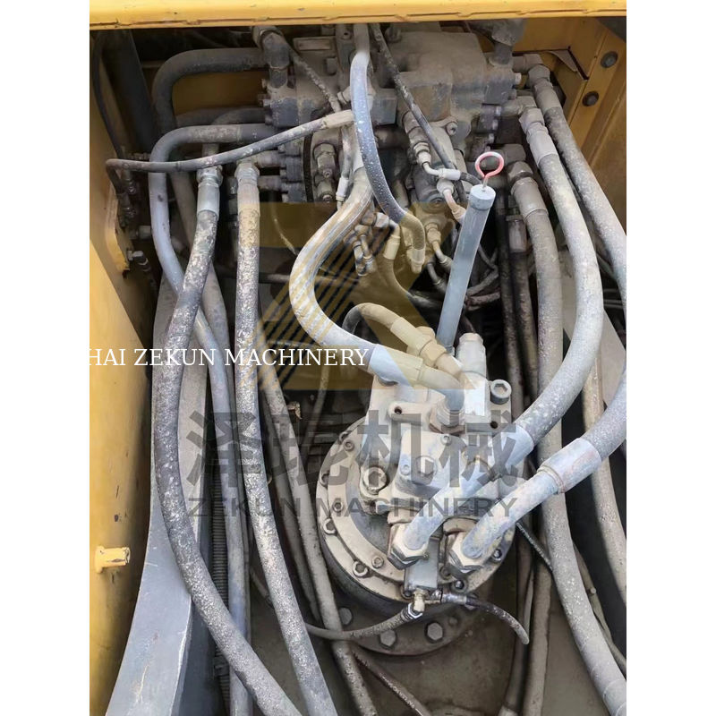 中古 ヴォルボ EC200B EC210BLC 240BLC 290BLC D6D EC210 BLC 上海での掘削機 21000 KG