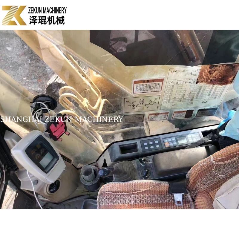 CAT 320 エグババター と その CAT ハイドロリック パンプ で 優れた 掘削 を 経験 する