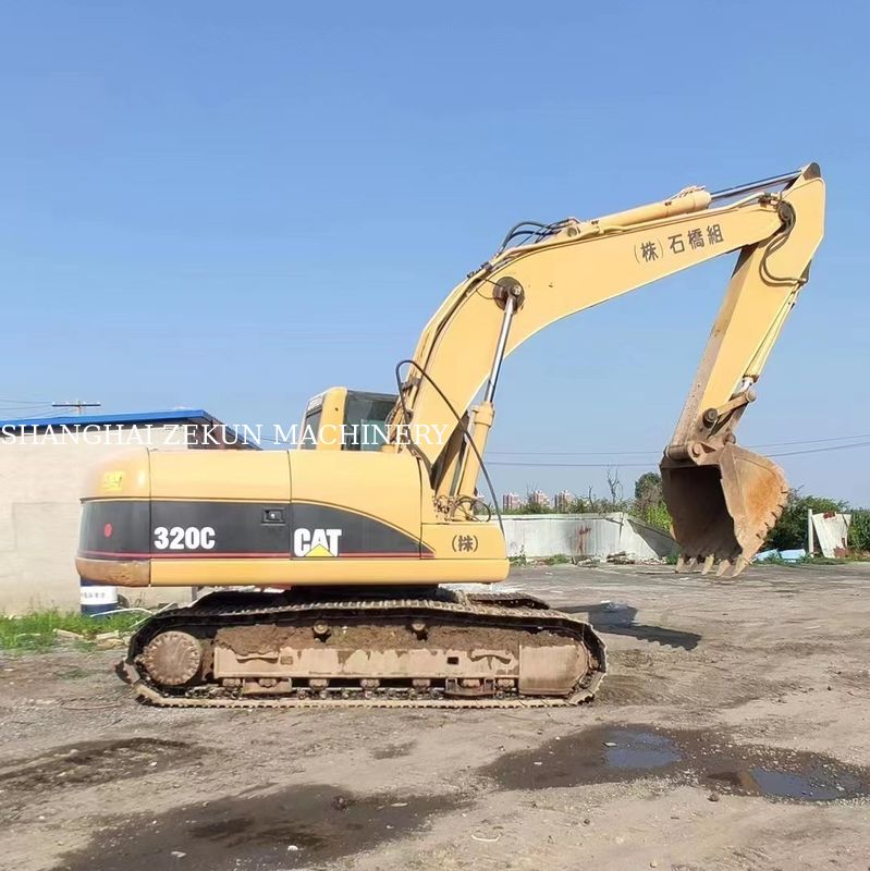 完全に水力システム使用 CAT320C掘削機 あなたのビジネスのための高掘削力