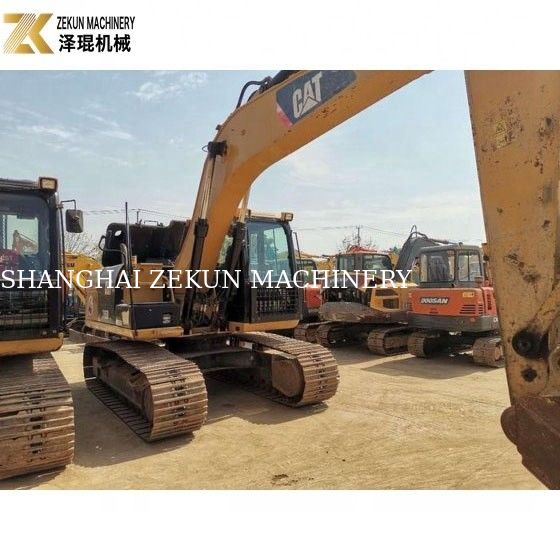 CAT 水力バルブと水力ポンプを持つカタピラー 315D 15 トンの古用掘削機