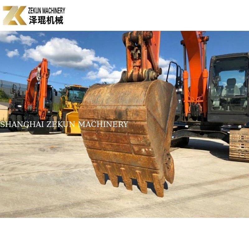 原始水力シリンダー付きのHitachi ZX120 エグババターZX120-6
