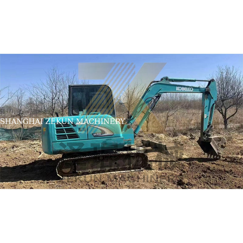 良い状態で使用されている Kobelco SK60-3/5/8/10 ミニ掘削機 6 トン 35.5KWのパワー