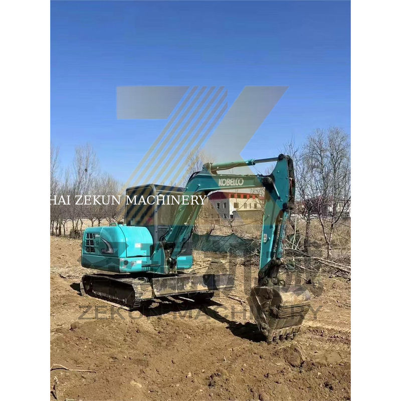 良い状態で使用されている Kobelco SK60-3/5/8/10 ミニ掘削機 6 トン 35.5KWのパワー