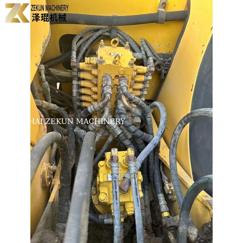 中古 日本 コマツー PC60-7 掘削機 6トン オリジナルカラー KOMATSU エンジン