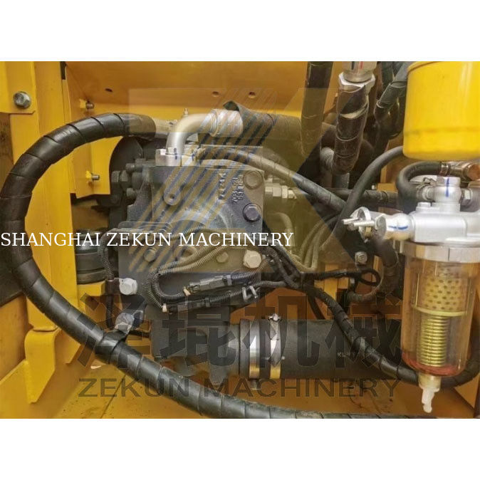 日本製 オリジナル コマツー PC130-7 PC130-8 水力シリンダー付き 掘削機