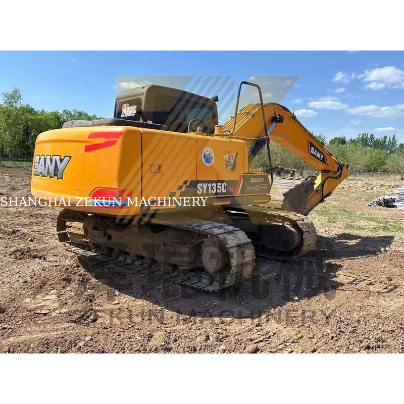 Sany SY135 Pro クローラー 掘削機 0.6 m3 バケツ容量 2001-4000 作業時間 使用