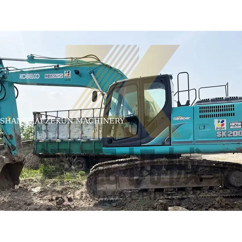 他の水力ポンプ使用 コベルコ SK200-8 掘削機と 20000 KG の機械重量