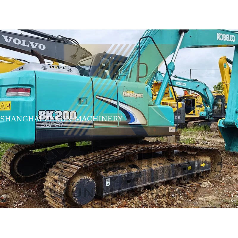 20トンのコベルコSK200-8掘削機 日本で使用され,稼働重量は20000KG