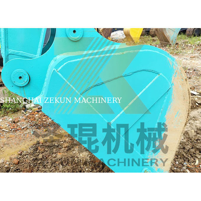 20トンのコベルコSK200-8掘削機 日本で使用され,稼働重量は20000KG