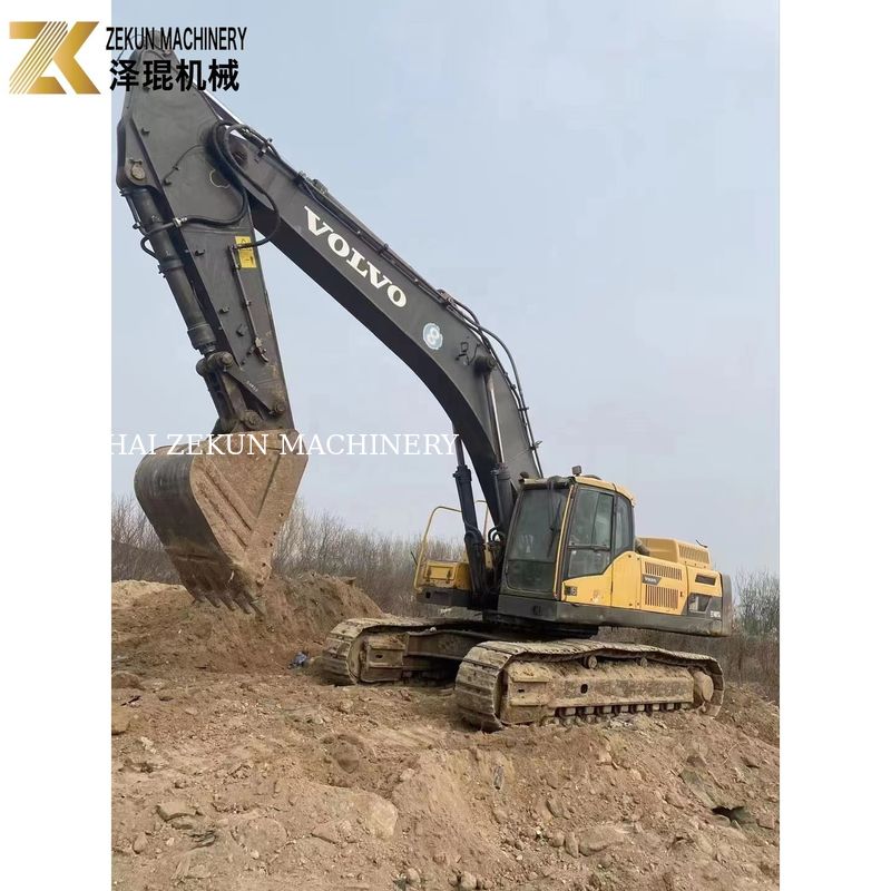 48トンのボルボEC480DL 中古掘削機 265kWのパワーと4001~6000時間の作業時間