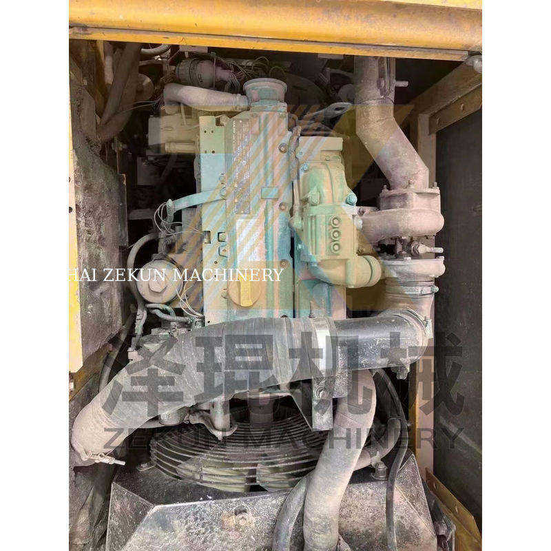 他の水力バルブで使用されたボルボEC140掘削機