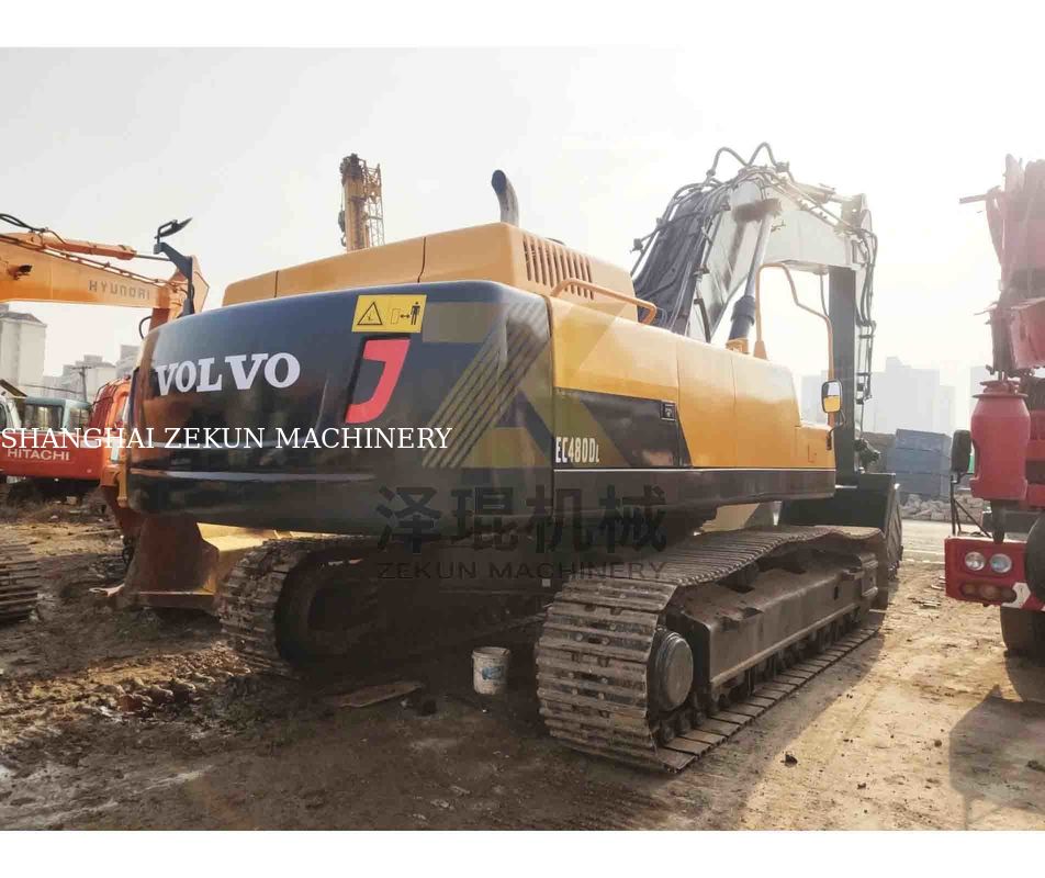 使用済み VOLVO EC480DL 掘削機 270KW パワーと1.77 3.8 m3 バケット容量