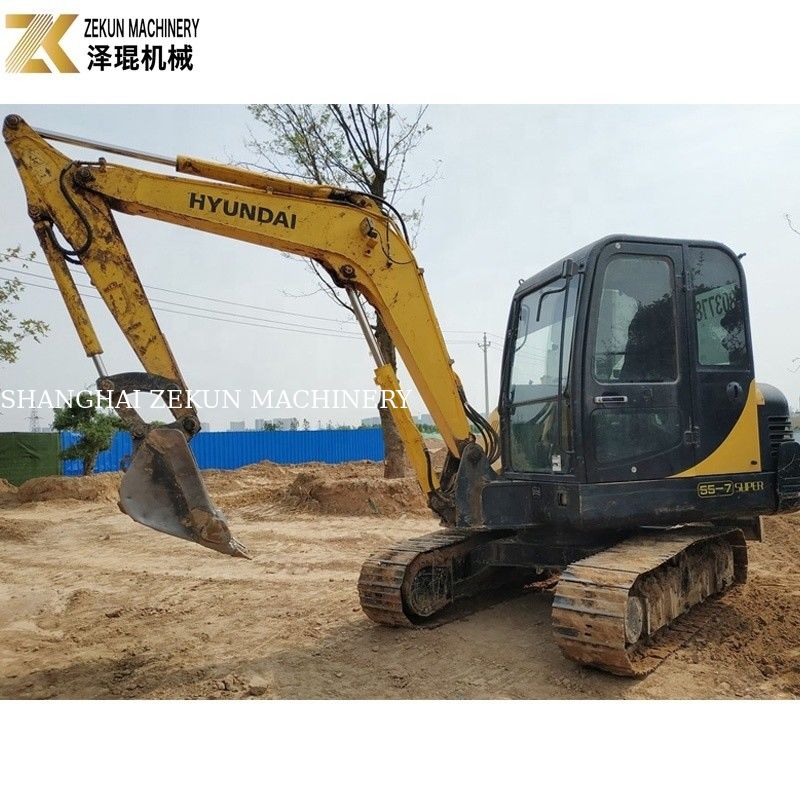 5.5トンのヒュンダイロベックス 55-7 水圧バルブ付き掘削機 0.18m3バケツ