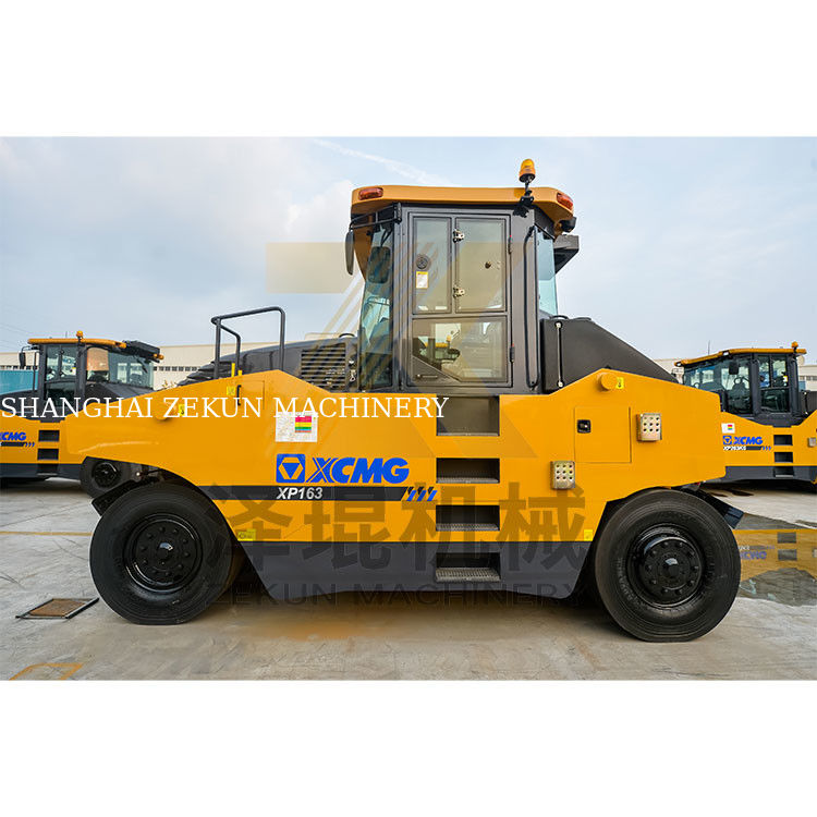 13トンのXCMG XP163 タイヤローラー 中国 第2段階道路建設機器