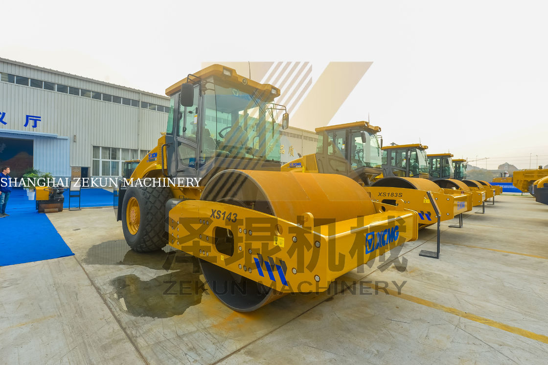 14トンのXCMG XS143振動ローラー 中国 ステージII機器