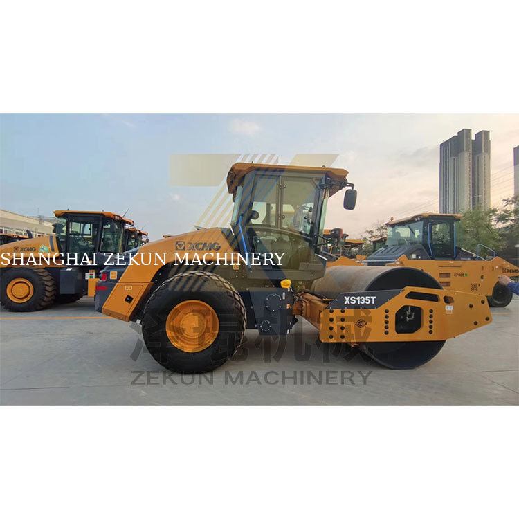 13トンのXCMG XS135T フルヒドロリックドラムローラー EUステージV機器