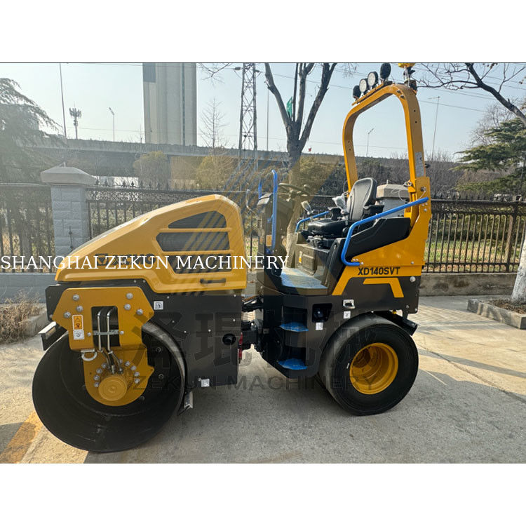 4トンのミニ振動式ロードローラー XCMG XD140SVT EUステージIII