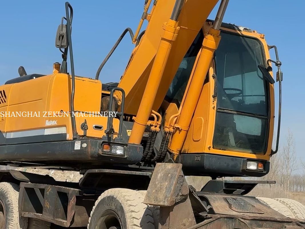 2014 Hyundai R210W-9 21トンの車輪掘削機 建設プロジェクトに最適
