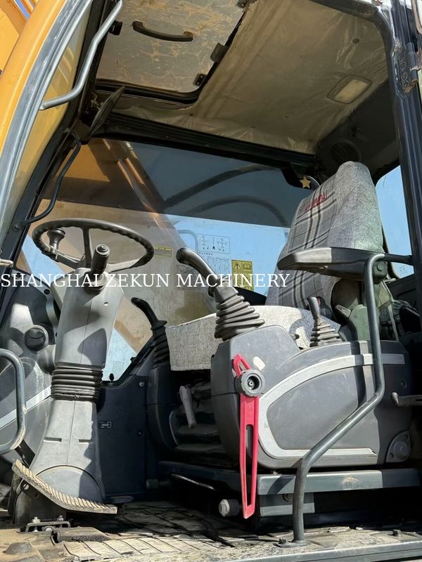 2014 Hyundai R210W-9 21トンの車輪掘削機 建設プロジェクトに最適