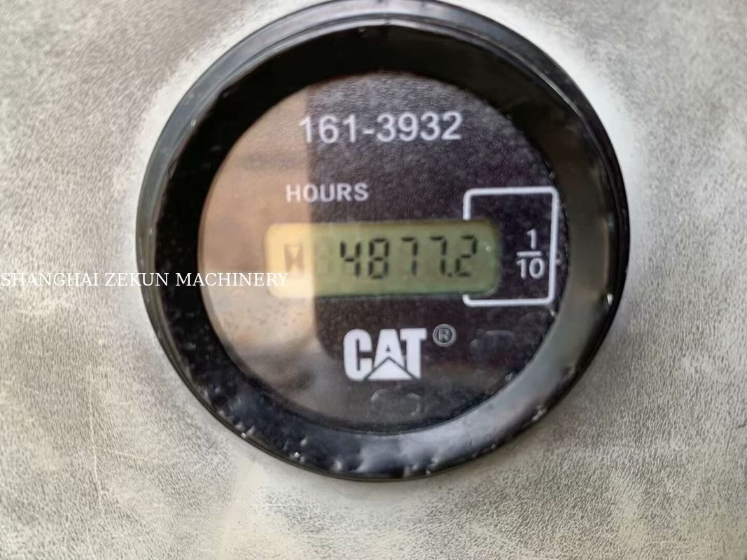 汎用型 2020 Cat 323D2 掘削機 23 トン 4877 時間 様々な用途