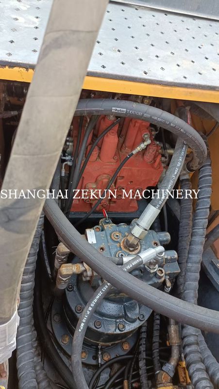 Hyundai R210W-9 ホイール式油圧ショベル 330L 燃料タンク容量と油圧バルブ