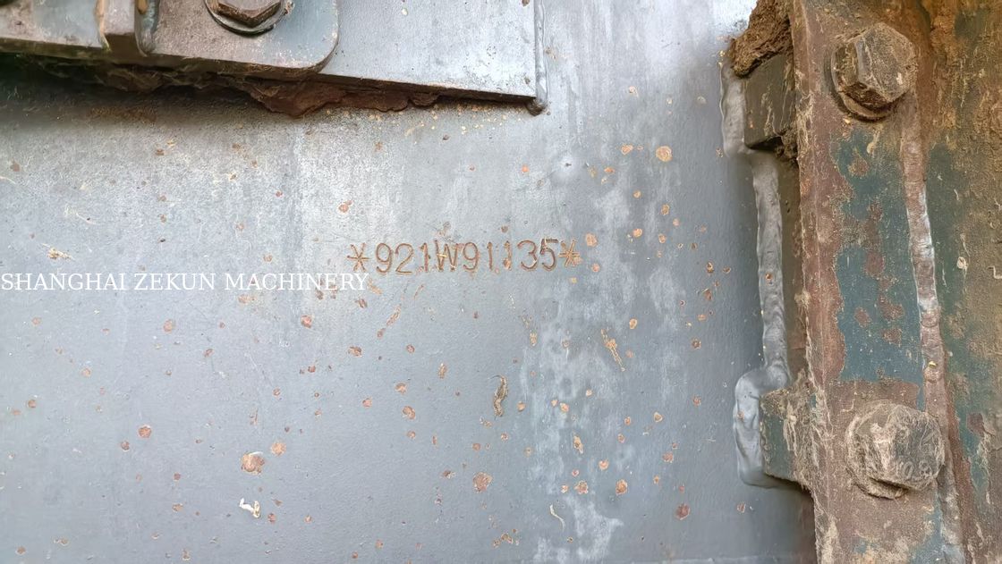 Hyundai R210W-9 ホイール式油圧ショベル 330L 燃料タンク容量と油圧バルブ