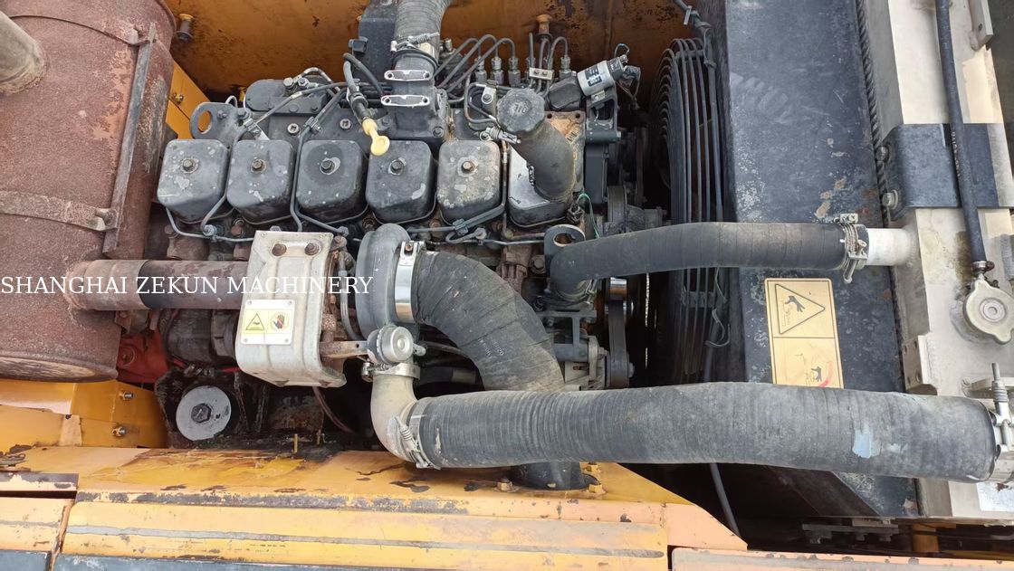 Hyundai R210W-9 ホイール式油圧ショベル 330L 燃料タンク容量と油圧バルブ