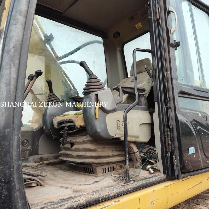2016年 CAT 320D エグババター 20トンのクラス CAT C6.4 ACERT エンジン 最大掘削深さ 680mm