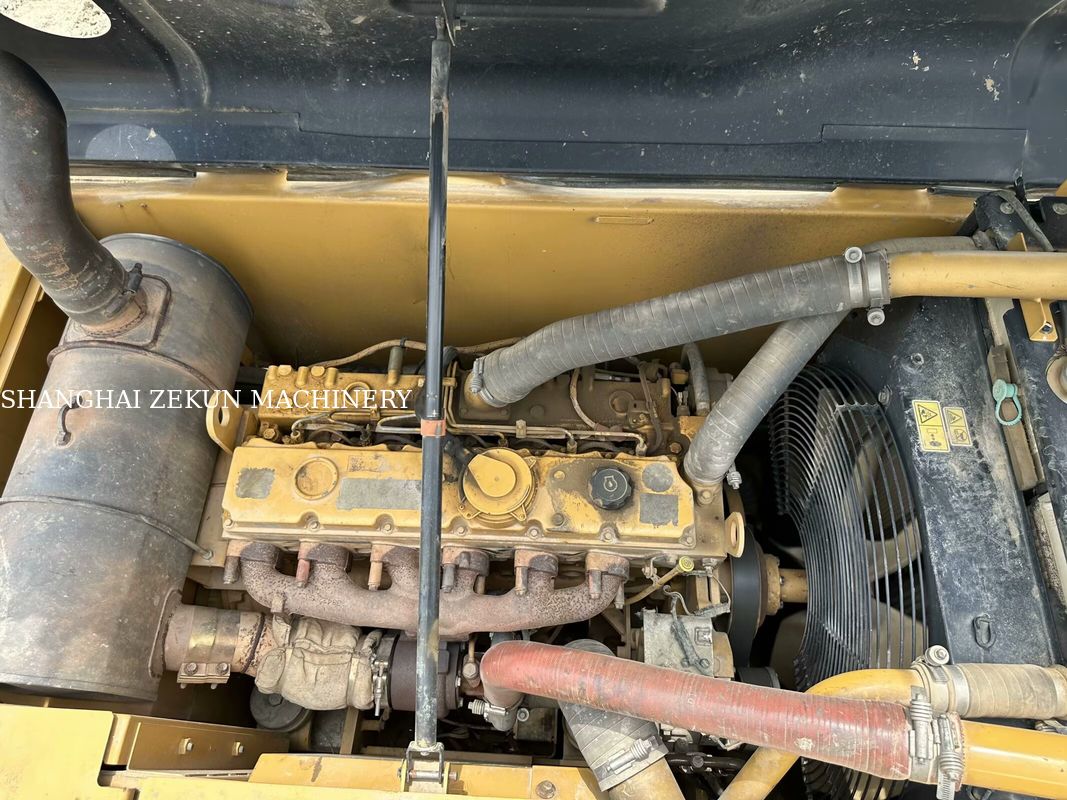 2014 CAT 320D2 掘削機 10 812hrs 性能 水力流量 2 × 214 L/min 移動速度 3.5 / 5.5 Km/h
